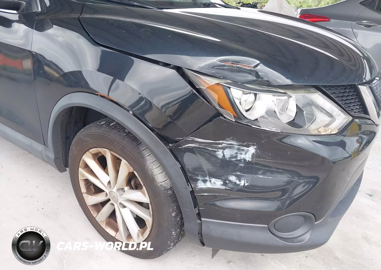 2018 Nissan Rogue Sport S VIN:JN1BJ1CR7JW251539 - 6