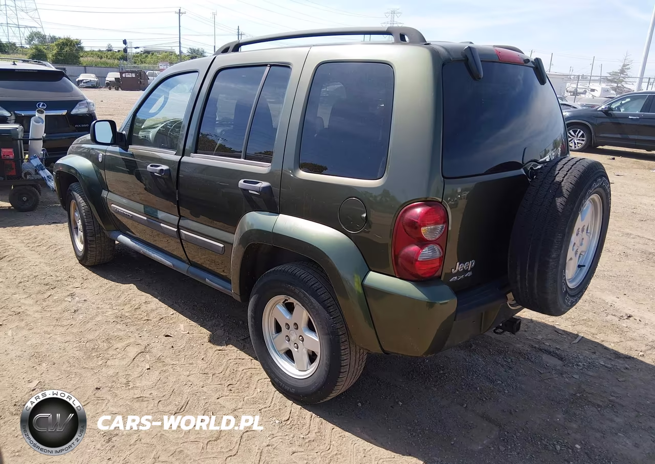 2007 Jeep Liberty Sport VIN:1J4GL48K57W717319 - 3