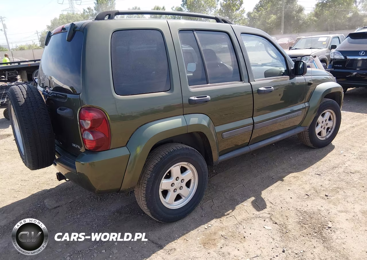 2007 Jeep Liberty Sport VIN:1J4GL48K57W717319 - 4