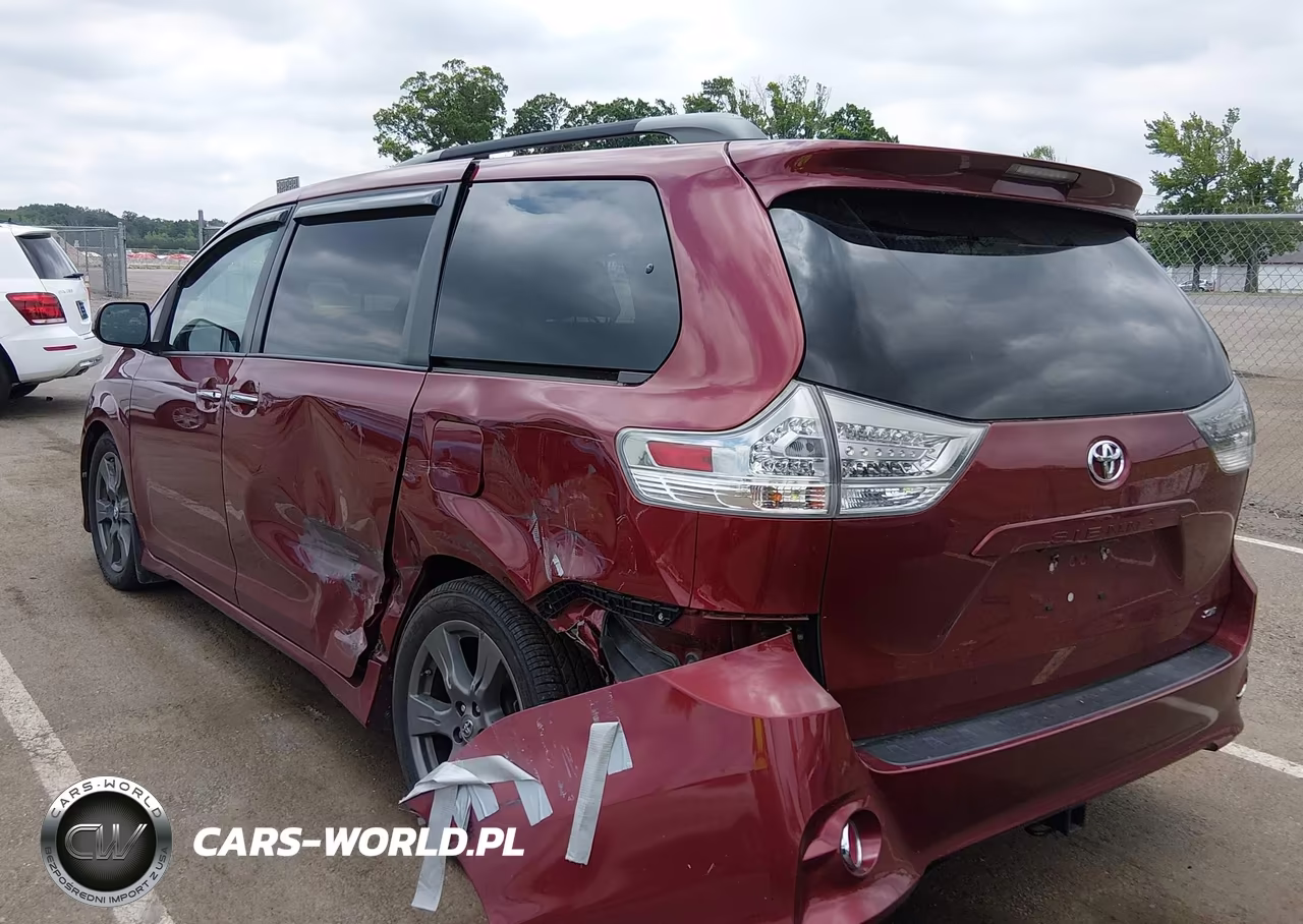 2017 Toyota Sienna Se 8 Passenger VIN:5TDXZ3DC5HS828967 - 3