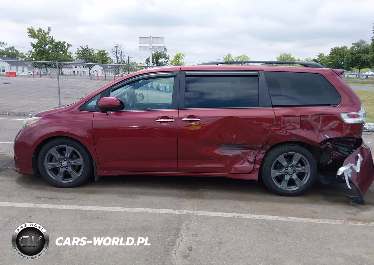2017 Toyota Sienna Se 8 Passenger VIN:5TDXZ3DC5HS828967 - 6