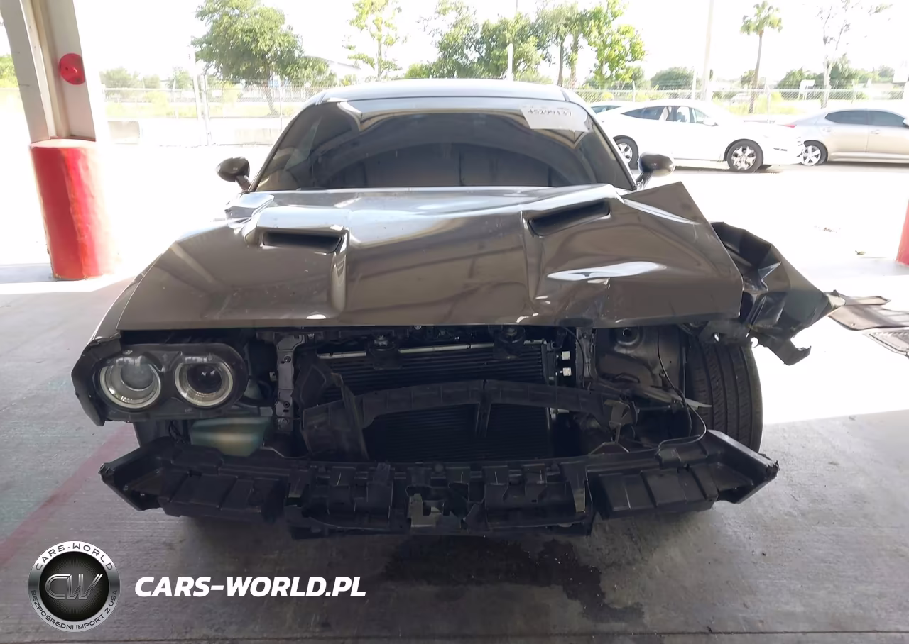 2018 Dodge Challenger Sxt Plus VIN:2C3CDZAG3JH279527 - 13