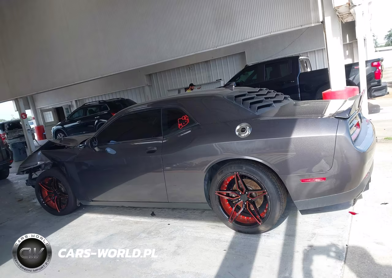 2018 Dodge Challenger Sxt Plus VIN:2C3CDZAG3JH279527 - 15