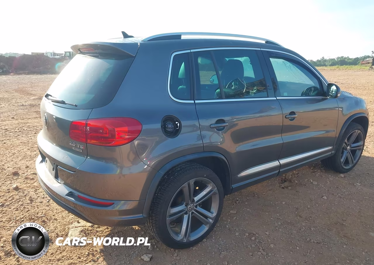 2015 Volkswagen Tiguan R-Line VIN:WVGBV7AX5FW019904 - 4