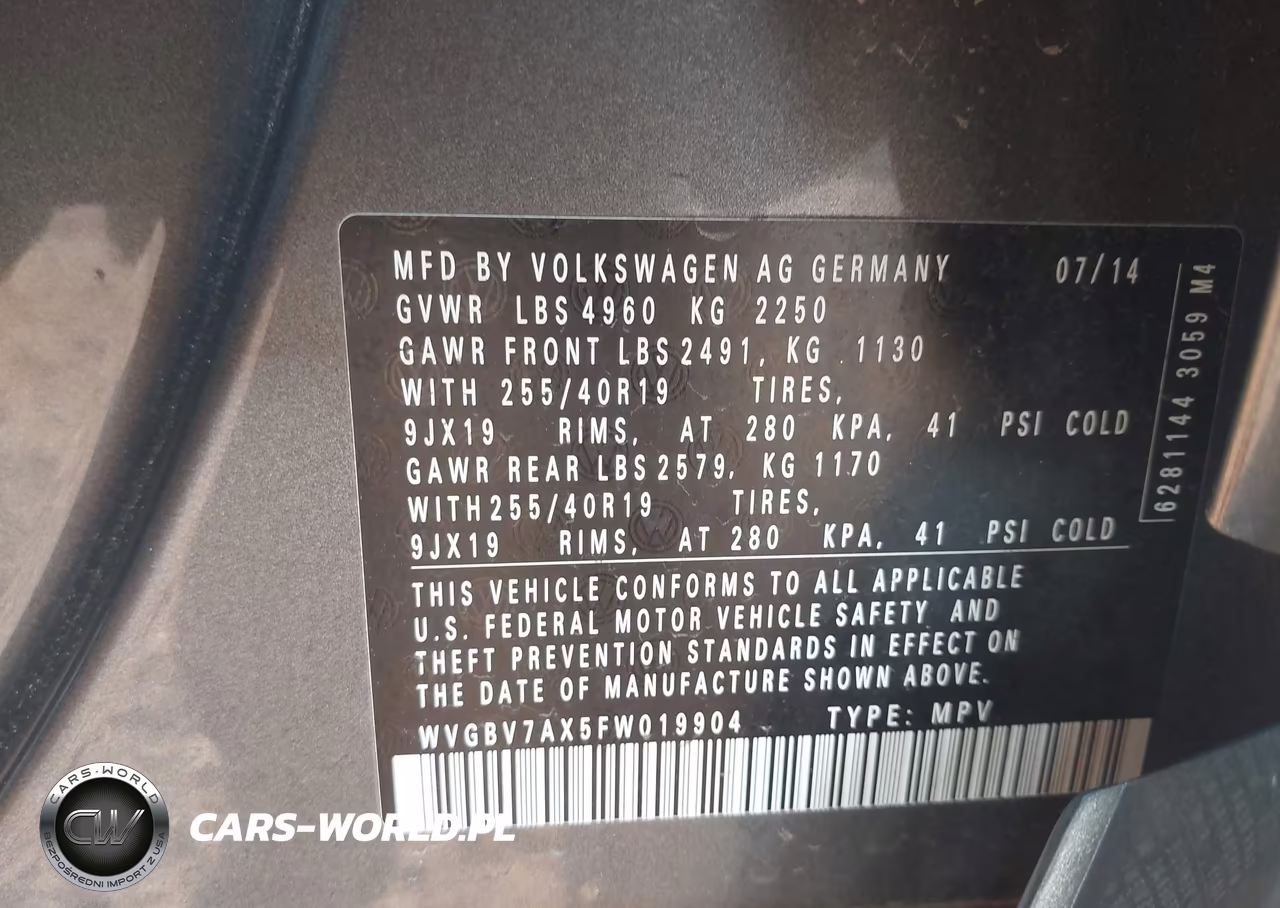2015 Volkswagen Tiguan R-Line VIN:WVGBV7AX5FW019904 - 9