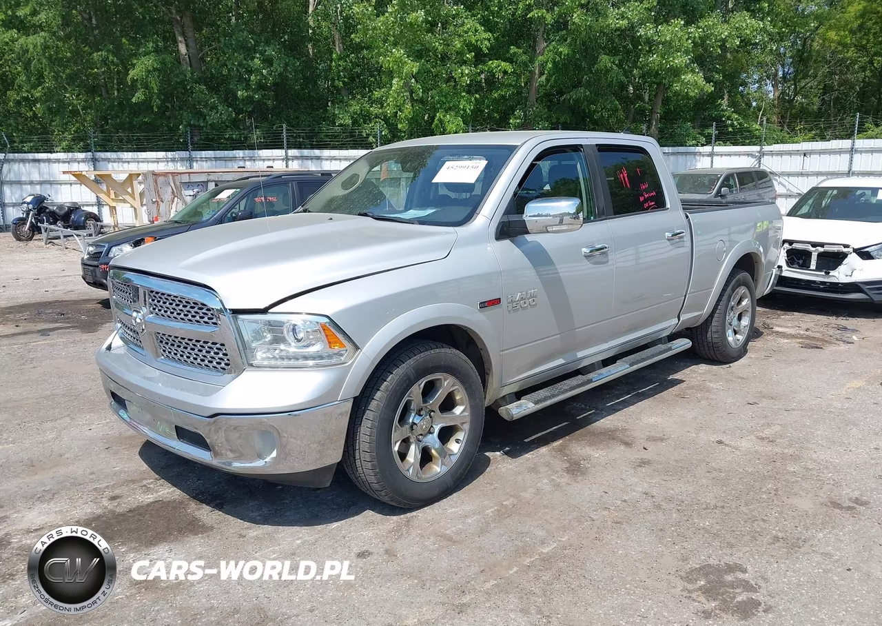 2016 Ram 1500 Laramie VIN:1C6RR7VMXGS250630 - 2