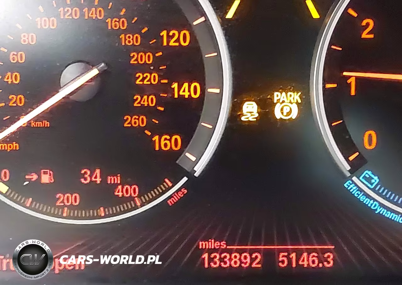 2018 BMW X5 xDrive35I VIN:5UXKR0C56J0X96940 - 16
