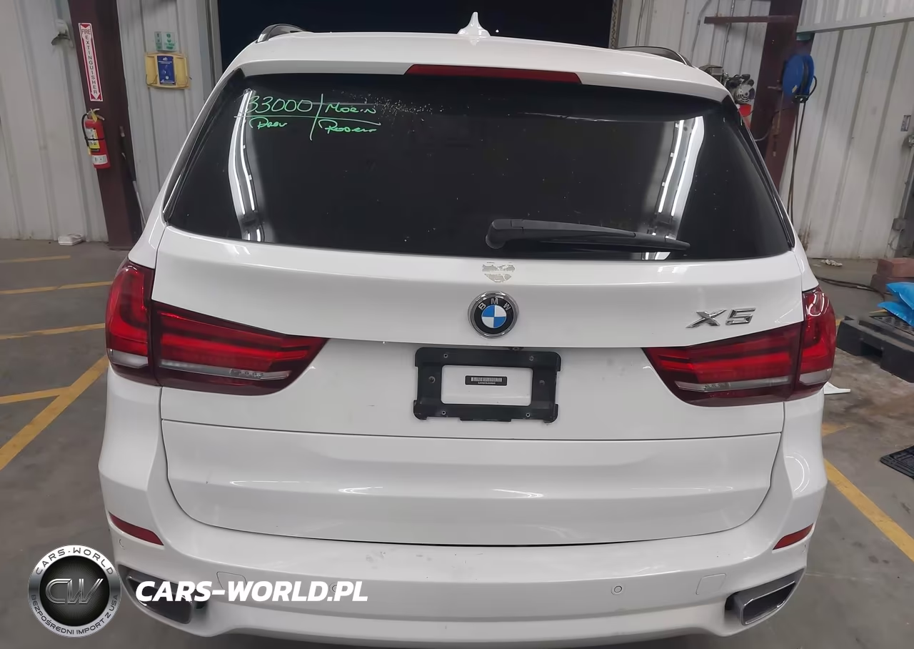 2018 BMW X5 xDrive35I VIN:5UXKR0C56J0X96940 - 17