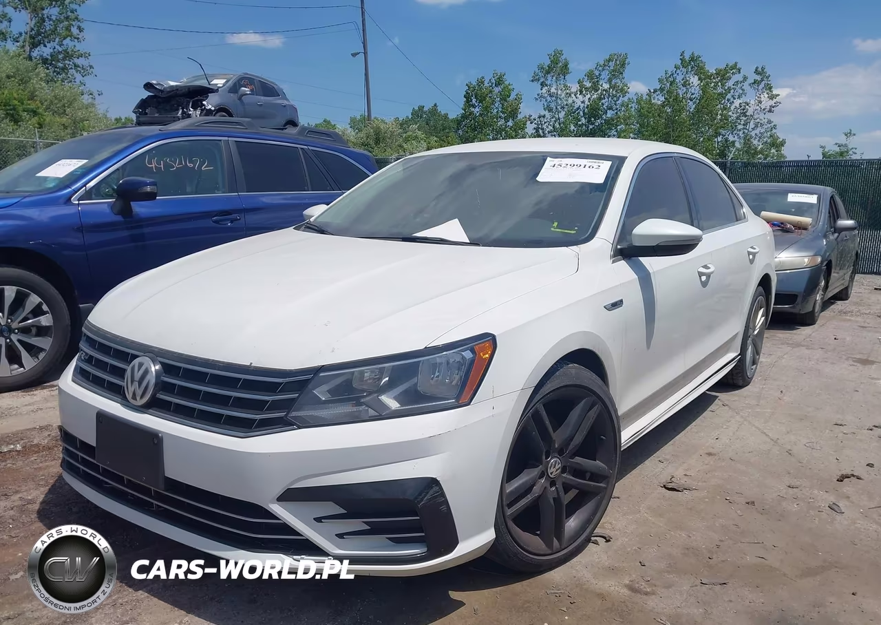 2017 Volkswagen Passat 1.8T R-Line VIN:1VWDT7A37HC009523 - 2