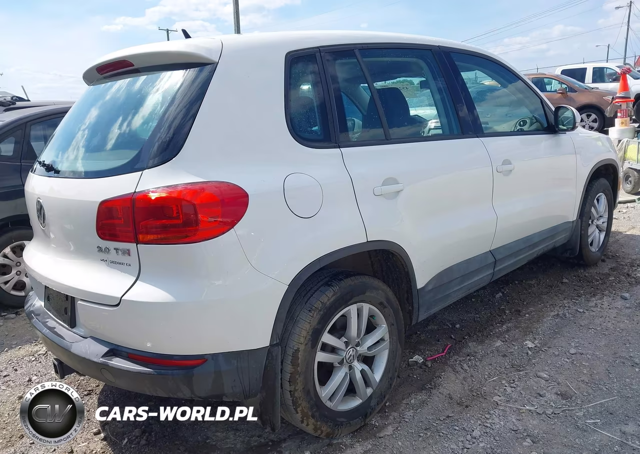 2013 Volkswagen Tiguan S VIN:WVGAV3AX6DW566598 - 4