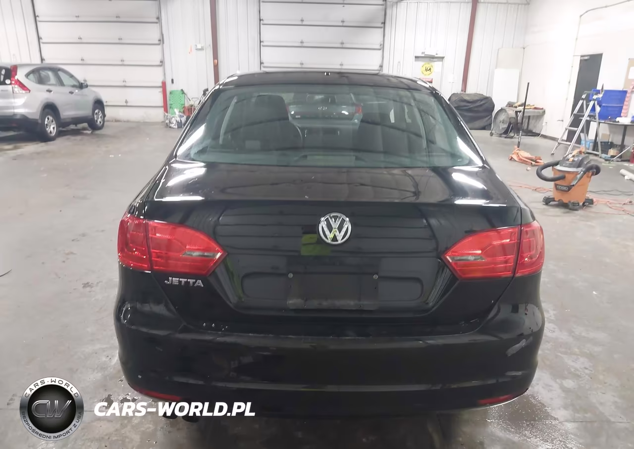2013 Volkswagen Jetta 2.0L S VIN:3VW1K7AJ3DM241792 - 16