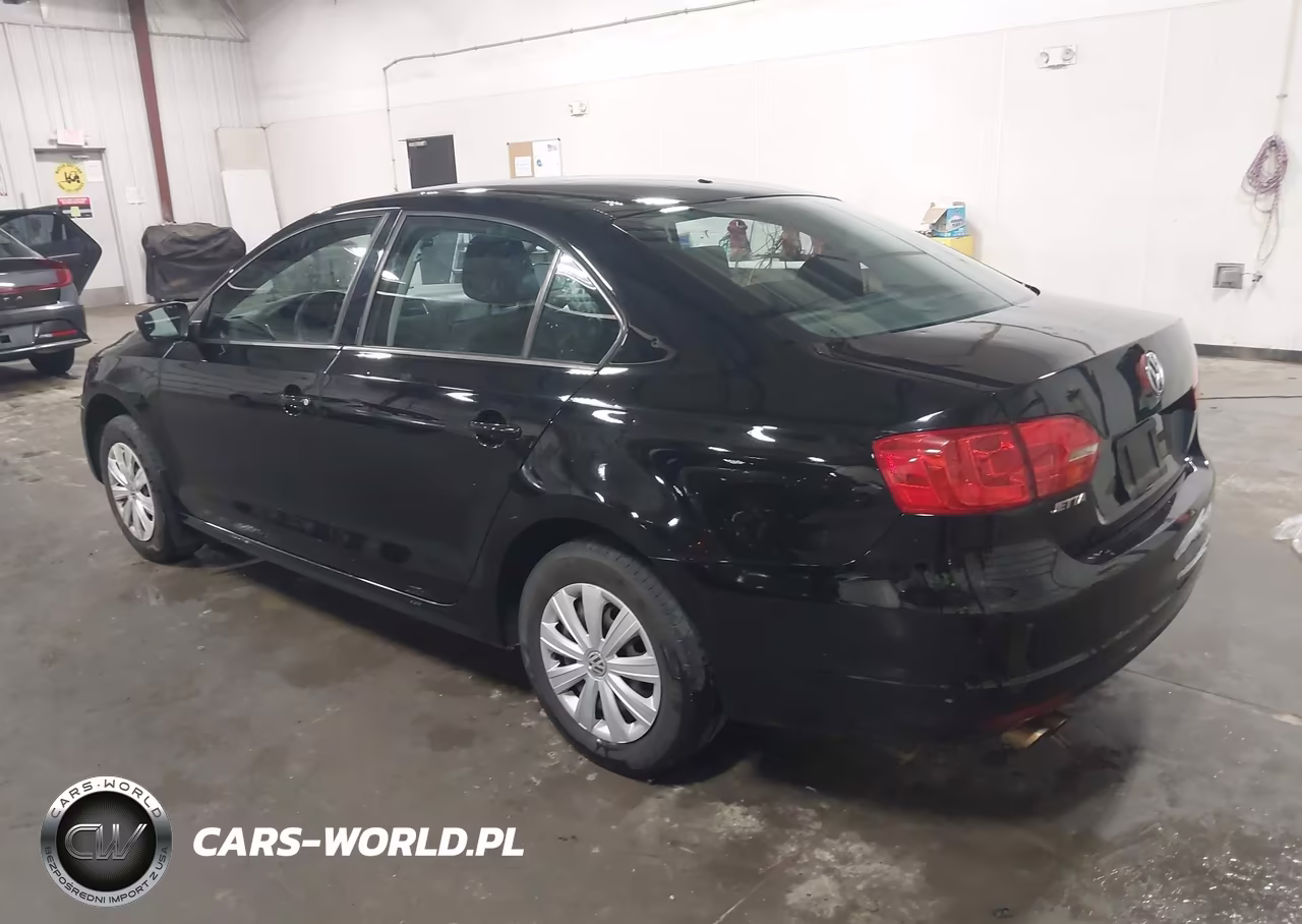 2013 Volkswagen Jetta 2.0L S VIN:3VW1K7AJ3DM241792 - 3