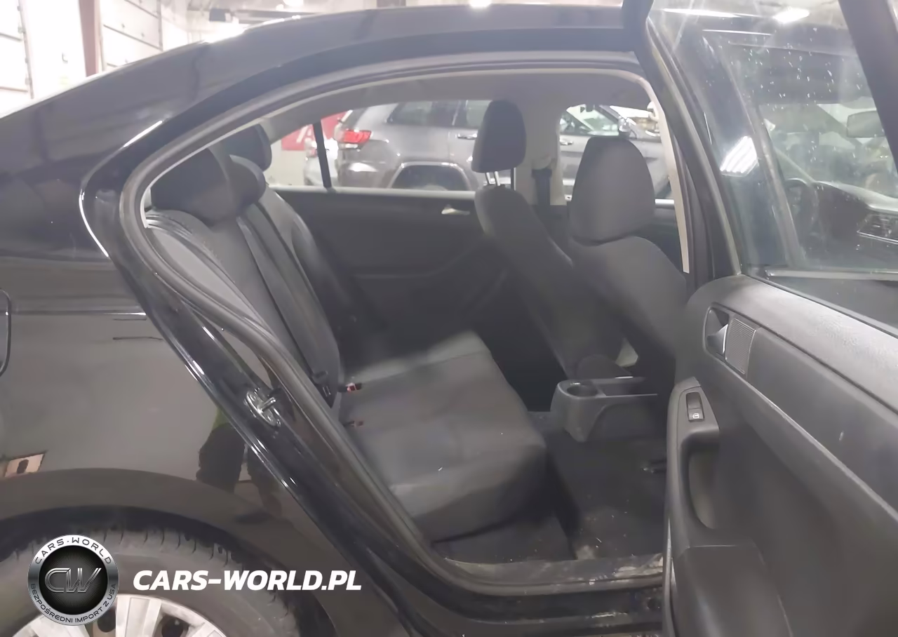 2013 Volkswagen Jetta 2.0L S VIN:3VW1K7AJ3DM241792 - 8