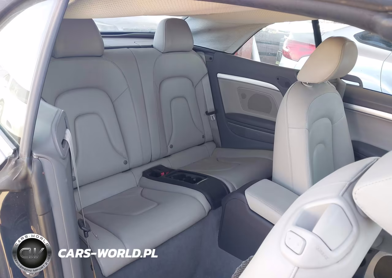 2010 Audi A5 2.0T Premium VIN:WAUAFAFH3AN013591 - 8