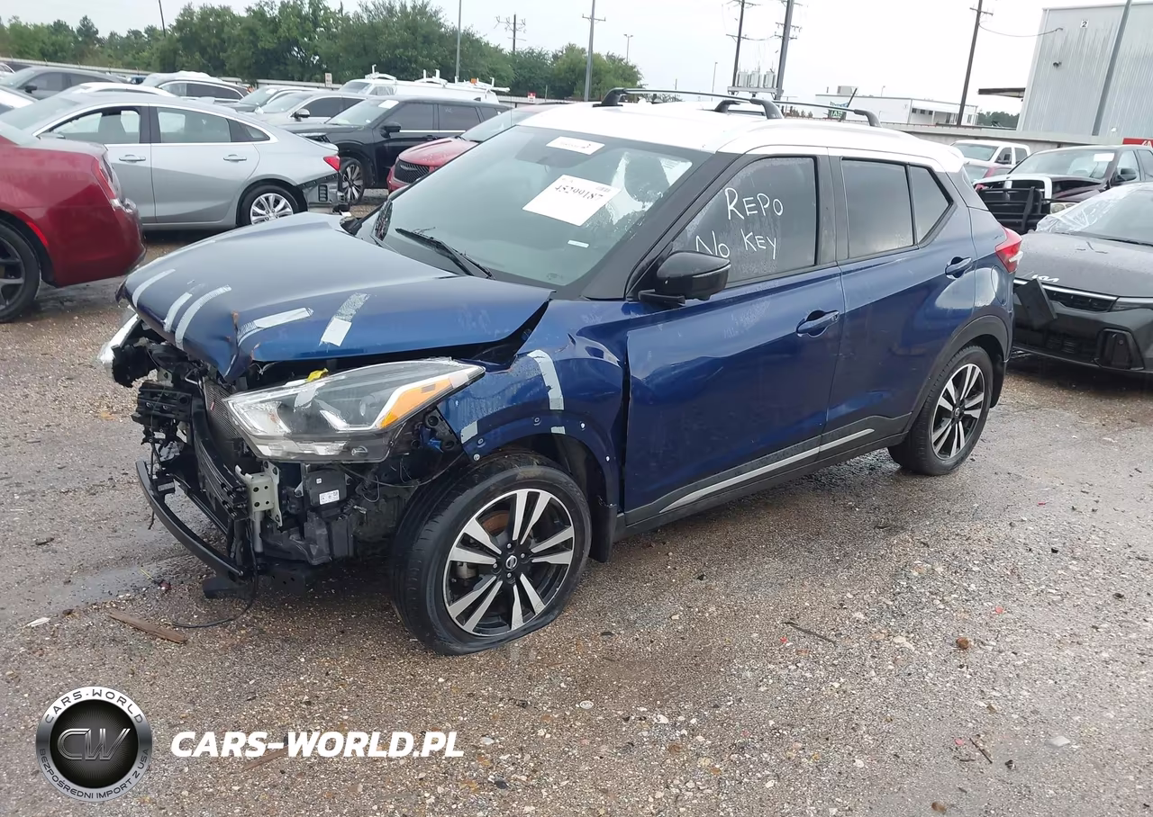 2018 Nissan Kicks Sr VIN:3N1CP5CU9JL533993 - 2