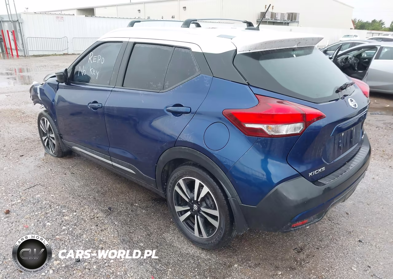 2018 Nissan Kicks Sr VIN:3N1CP5CU9JL533993 - 3
