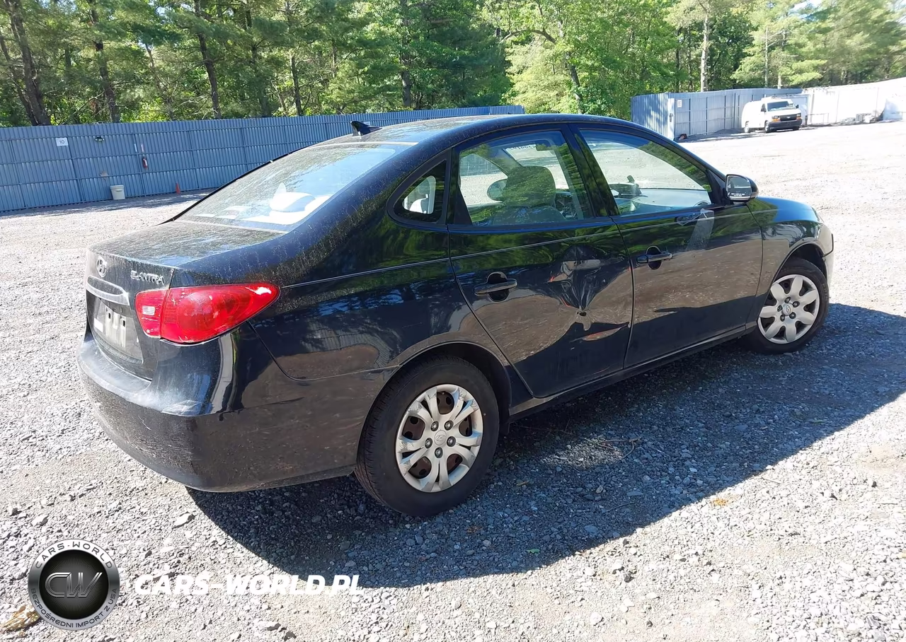 2010 Hyundai Elantra Gls VIN:KMHDU4AD2AU127739 - 4