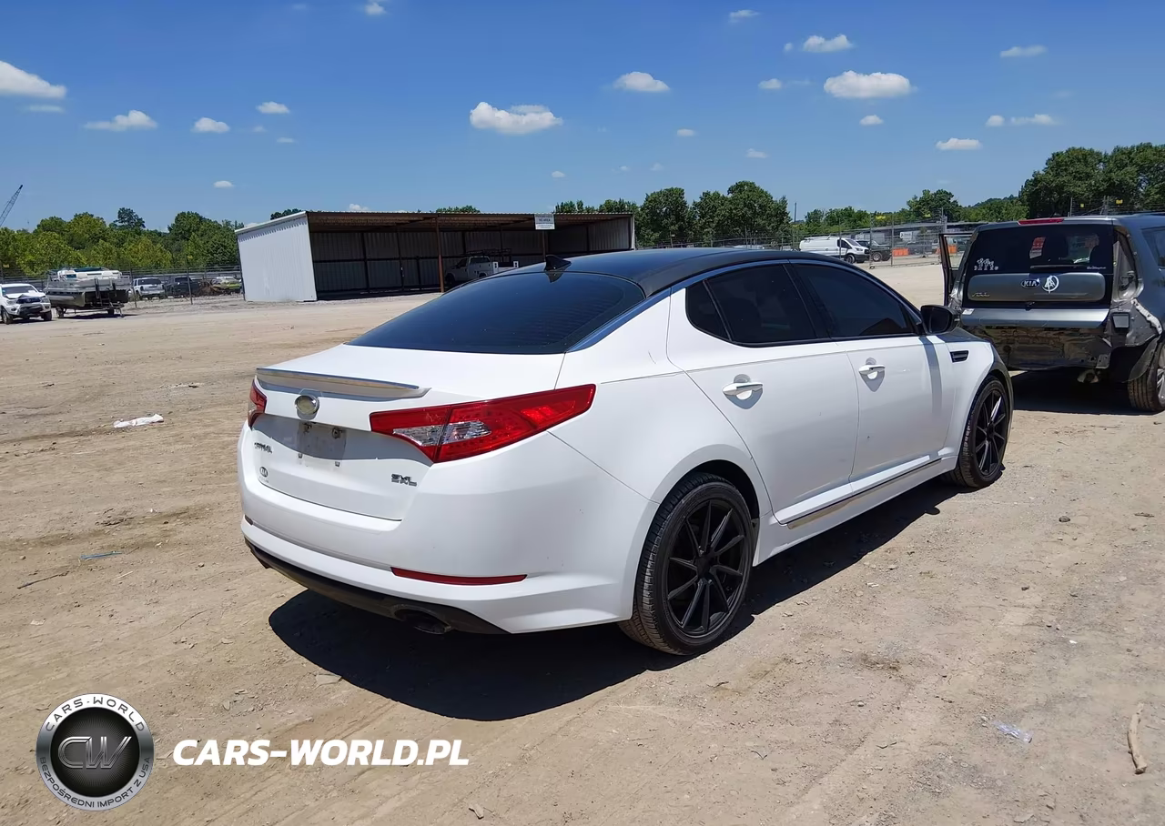 2013 Kia Optima Sx VIN:5XXGR4A67DG216589 - 4