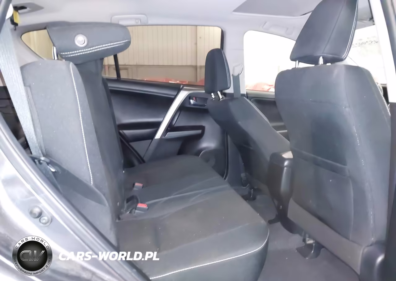 2018 Toyota Rav4 Xle VIN:JTMRFREV7JJ178899 - 8