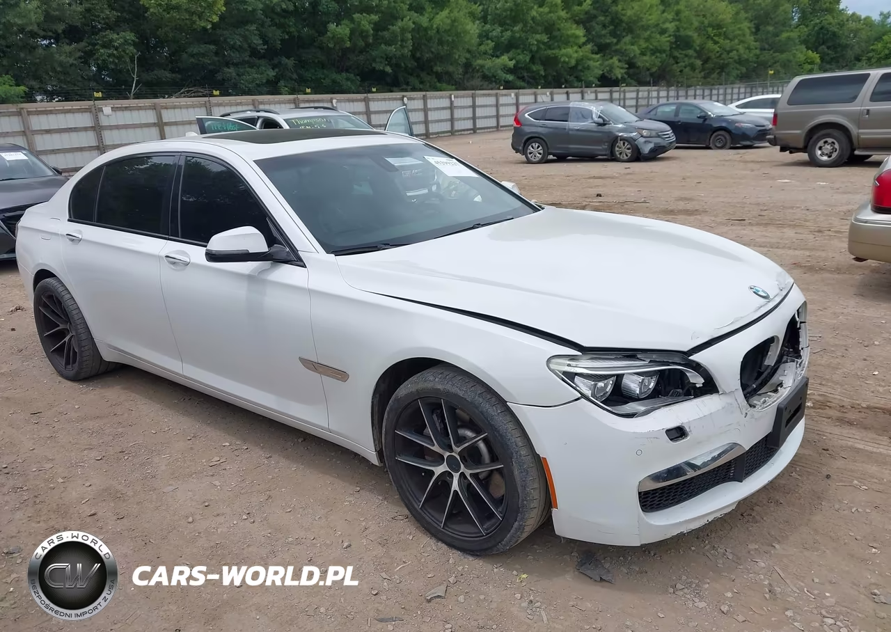 2013 BMW 750Li – zdjęcie 1 z 11