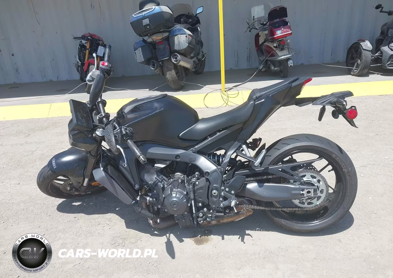 2025 Yamaha Mt09 C VIN:JYARN94Y7SA000597 - 13
