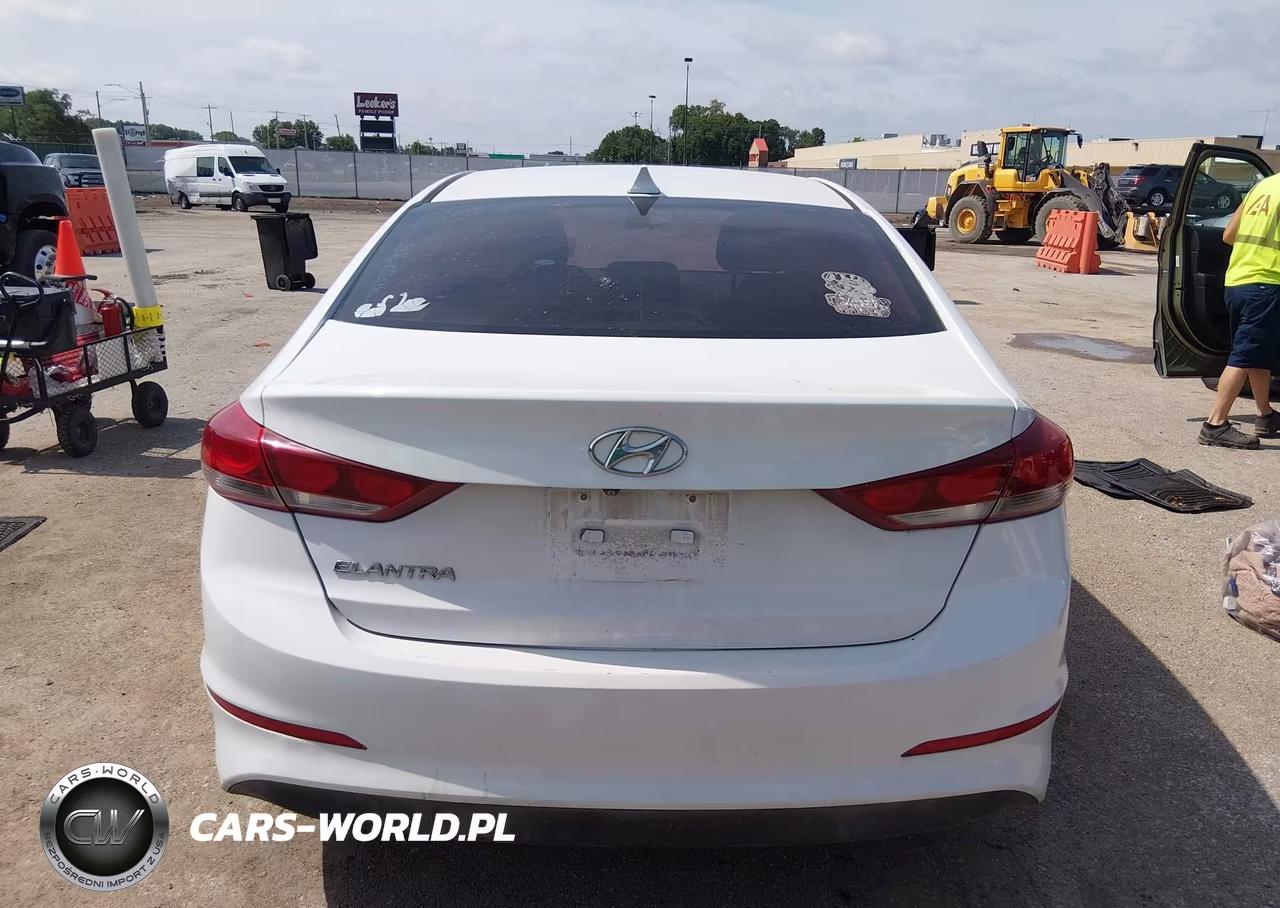 2018 Hyundai Elantra Sel VIN:5NPD84LF6JH246945 - 16