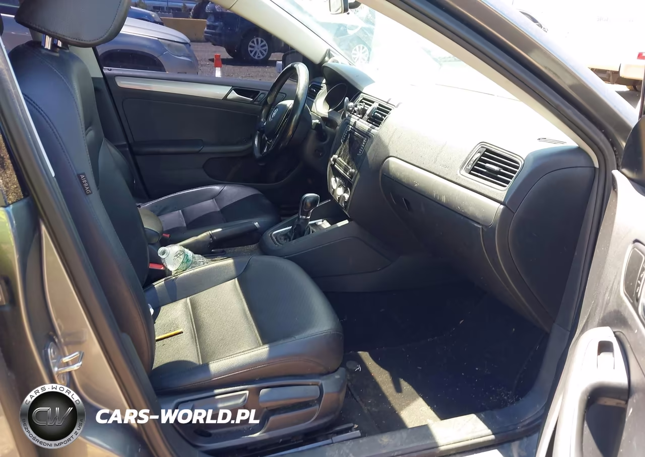 2017 Volkswagen Jetta 1.4T Se VIN:3VWDB7AJ2HM408534 - 5