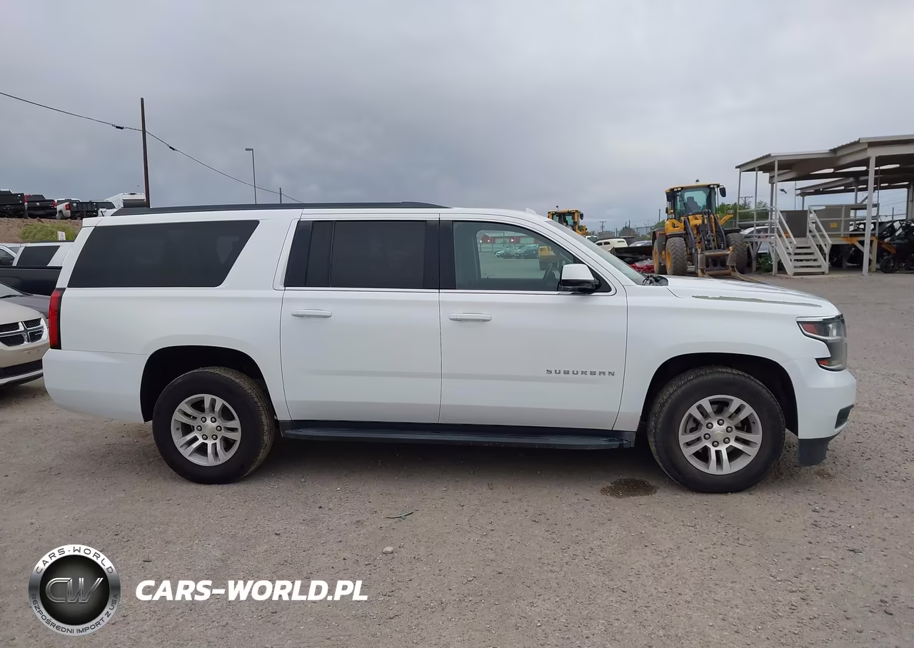 2017 Chevrolet Suburban Ls VIN:1GNSKGEC6HR357339 - 13
