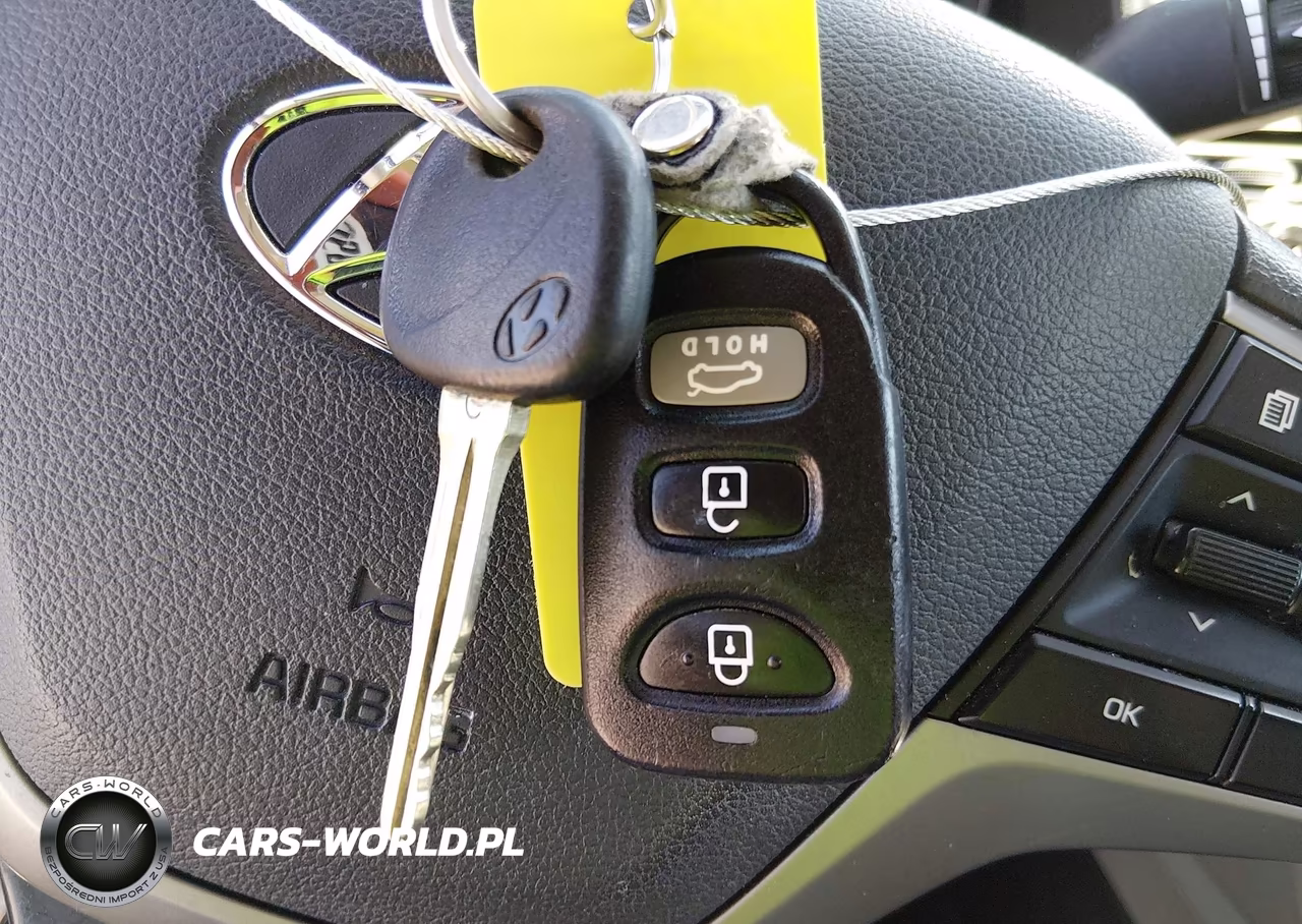 2018 Hyundai Elantra Sel VIN:5NPD84LFXJH354016 - 11