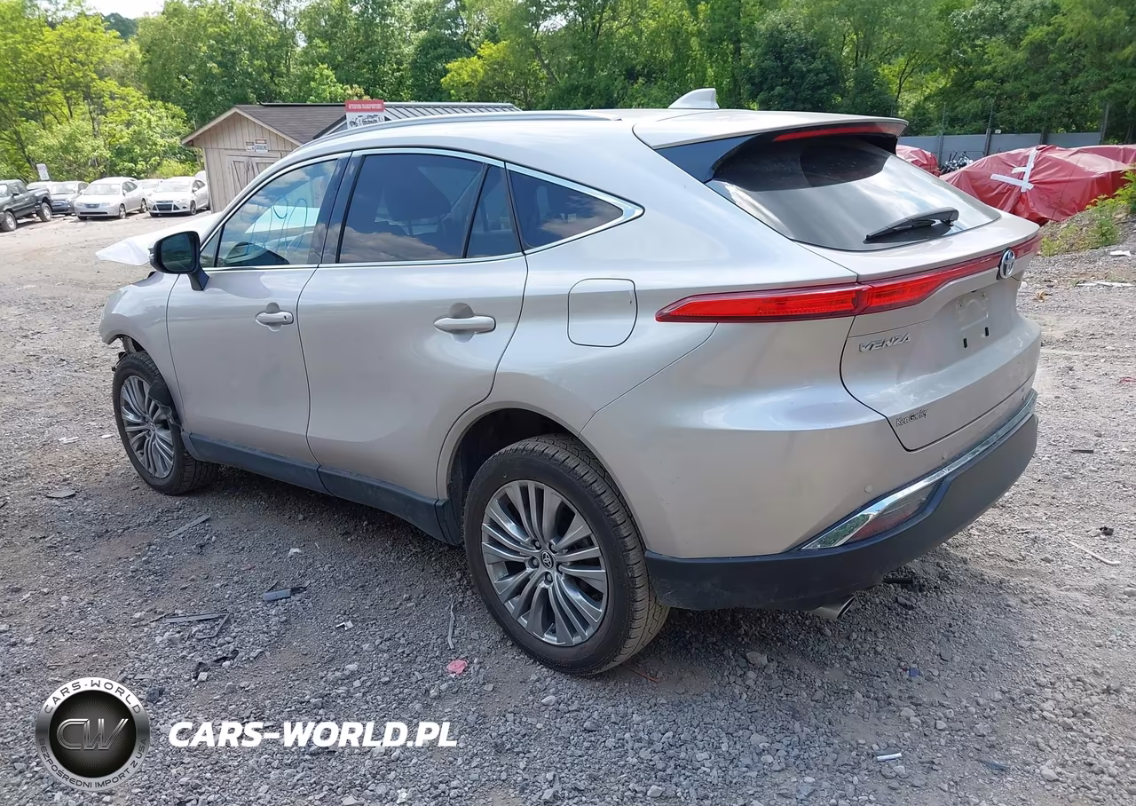2023 Toyota Venza Xle VIN:JTEAAAAH7PJ137920 - 3