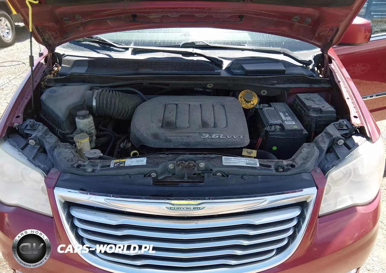 2015 Chrysler Town & Country Touring VIN:2C4RC1BG6FR544662 - 10