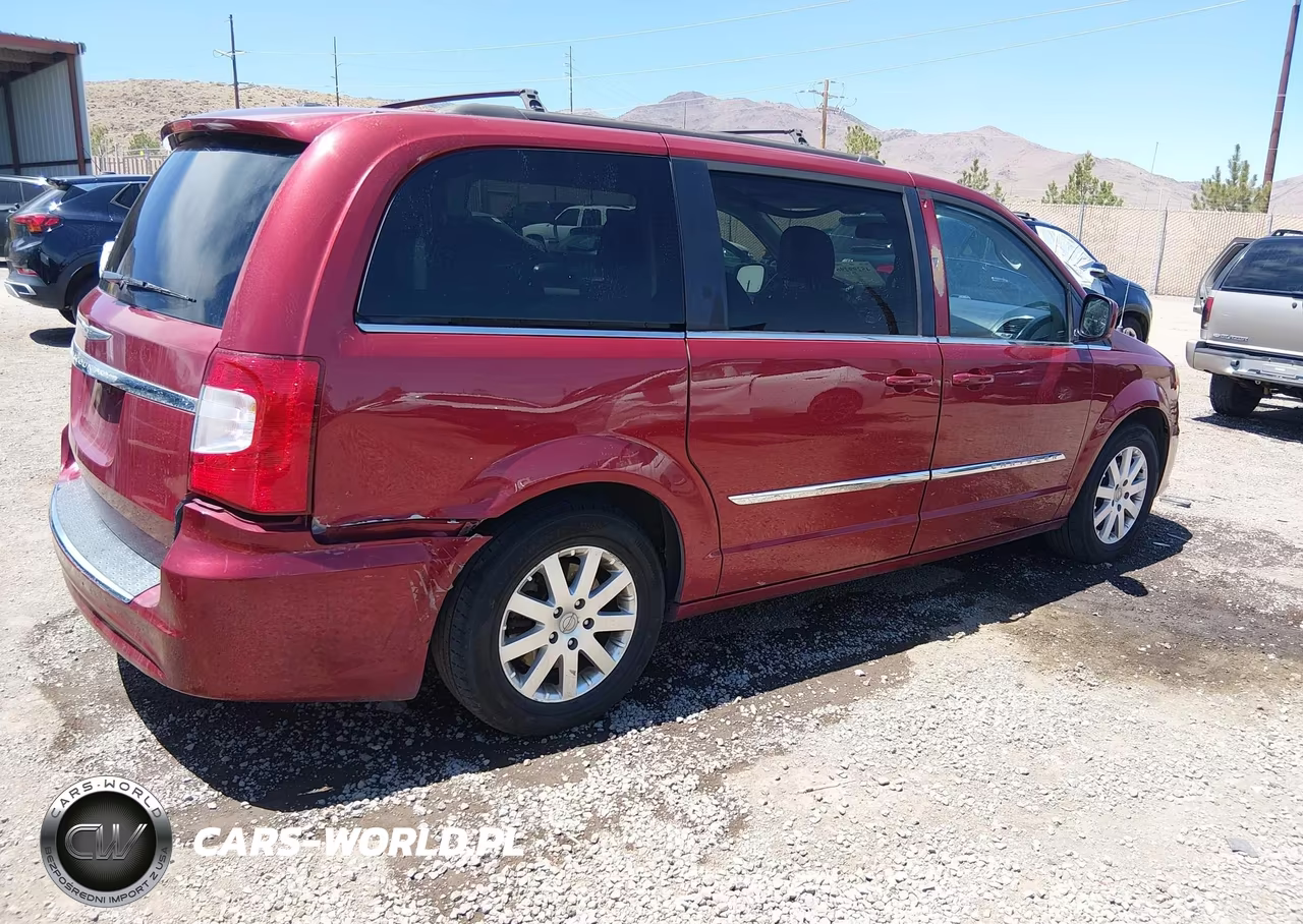 2015 Chrysler Town & Country Touring VIN:2C4RC1BG6FR544662 - 4