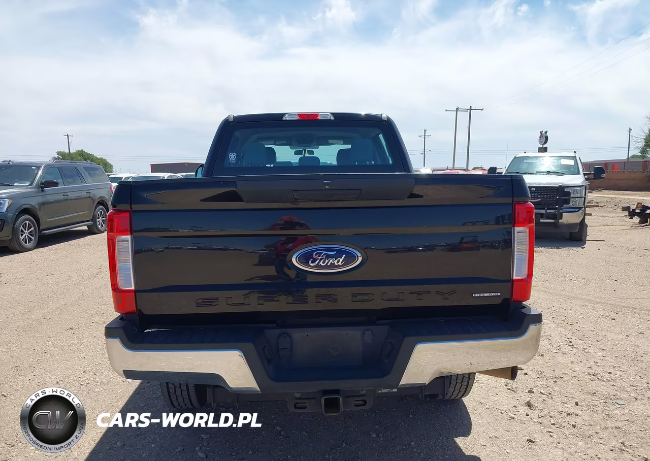 2019 Ford F-250 Xl VIN:1FT7W2B64KEE92709 - 16
