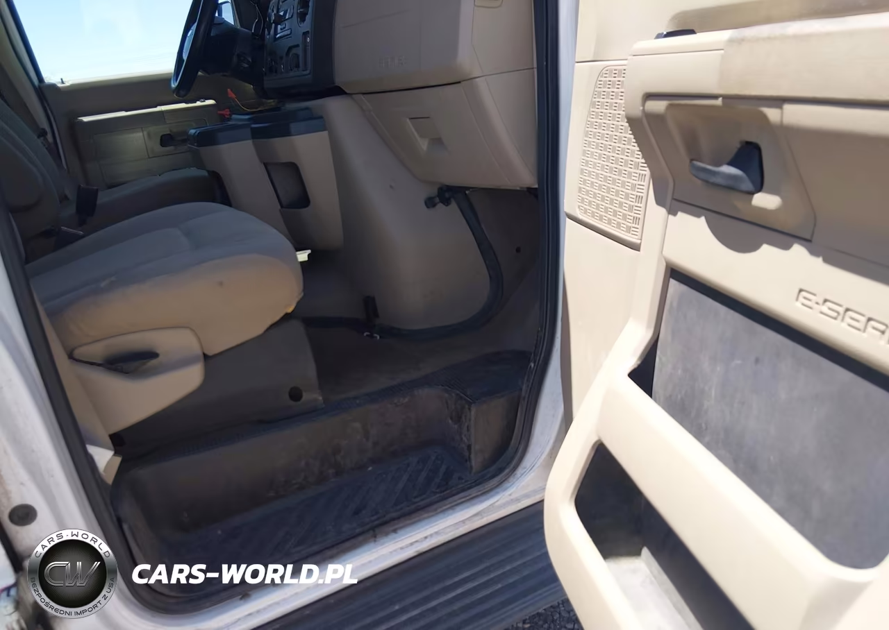 2010 Ford E-350 Super Duty Xl-Xlt VIN:1FBNE3BL8ADA16543 - 5