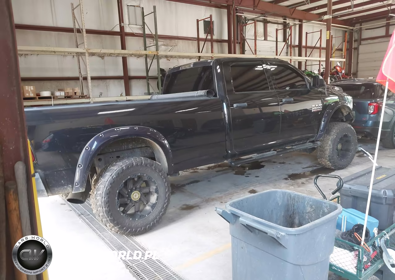 2016 Ram 2500 Tradesman VIN:3C6UR5HL5GG126581 - 4