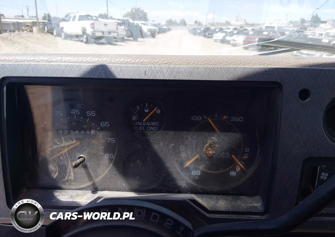1992 Chevrolet G10 VIN:2GCCG15ZXN4104558 - 7