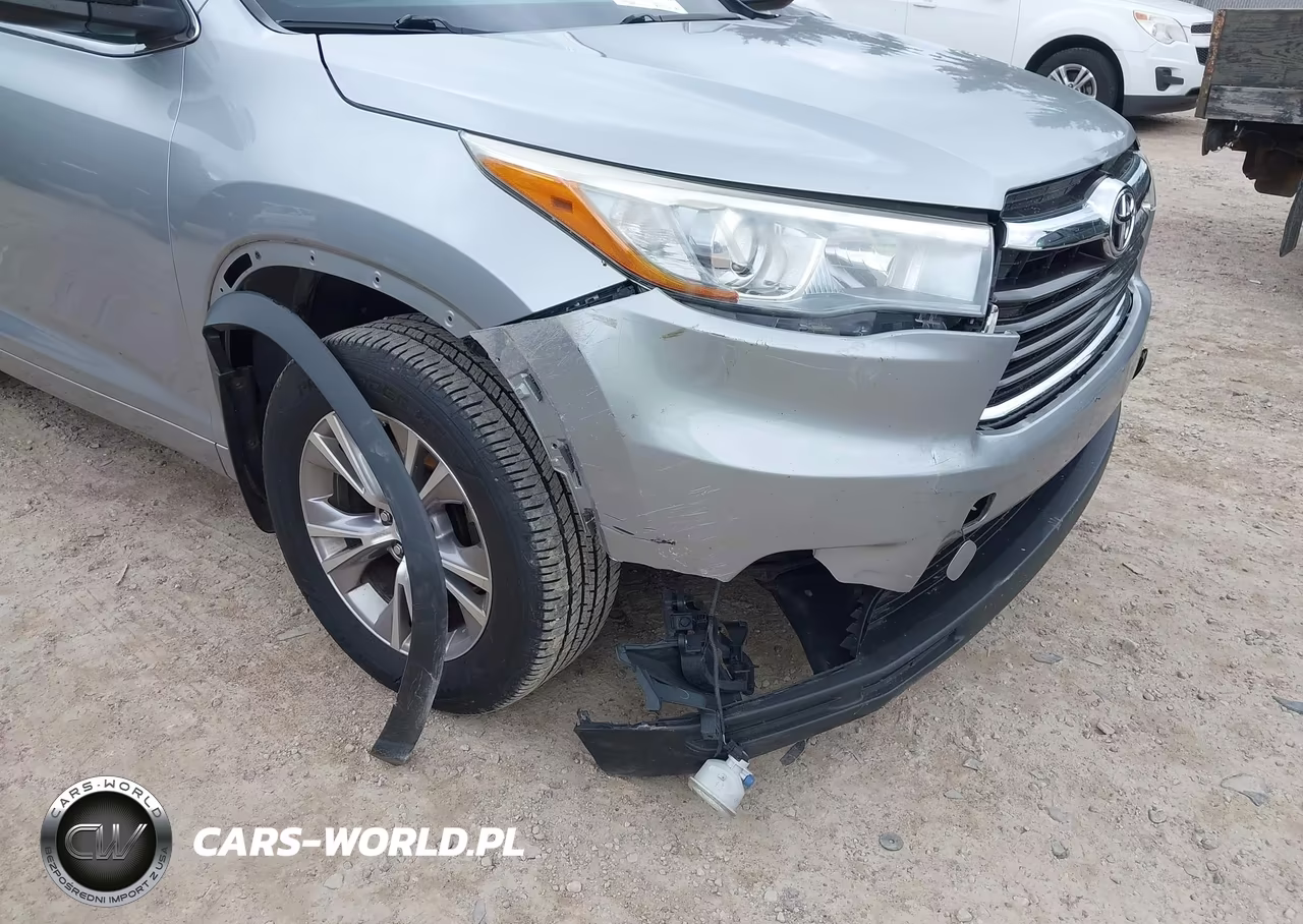 2015 Toyota Highlander Xle V6 VIN:5TDJKRFH9FS182559 - 6