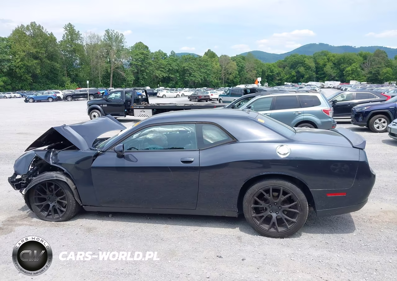 2018 Dodge Challenger Sxt Plus VIN:2C3CDZAG9JH265339 - 15
