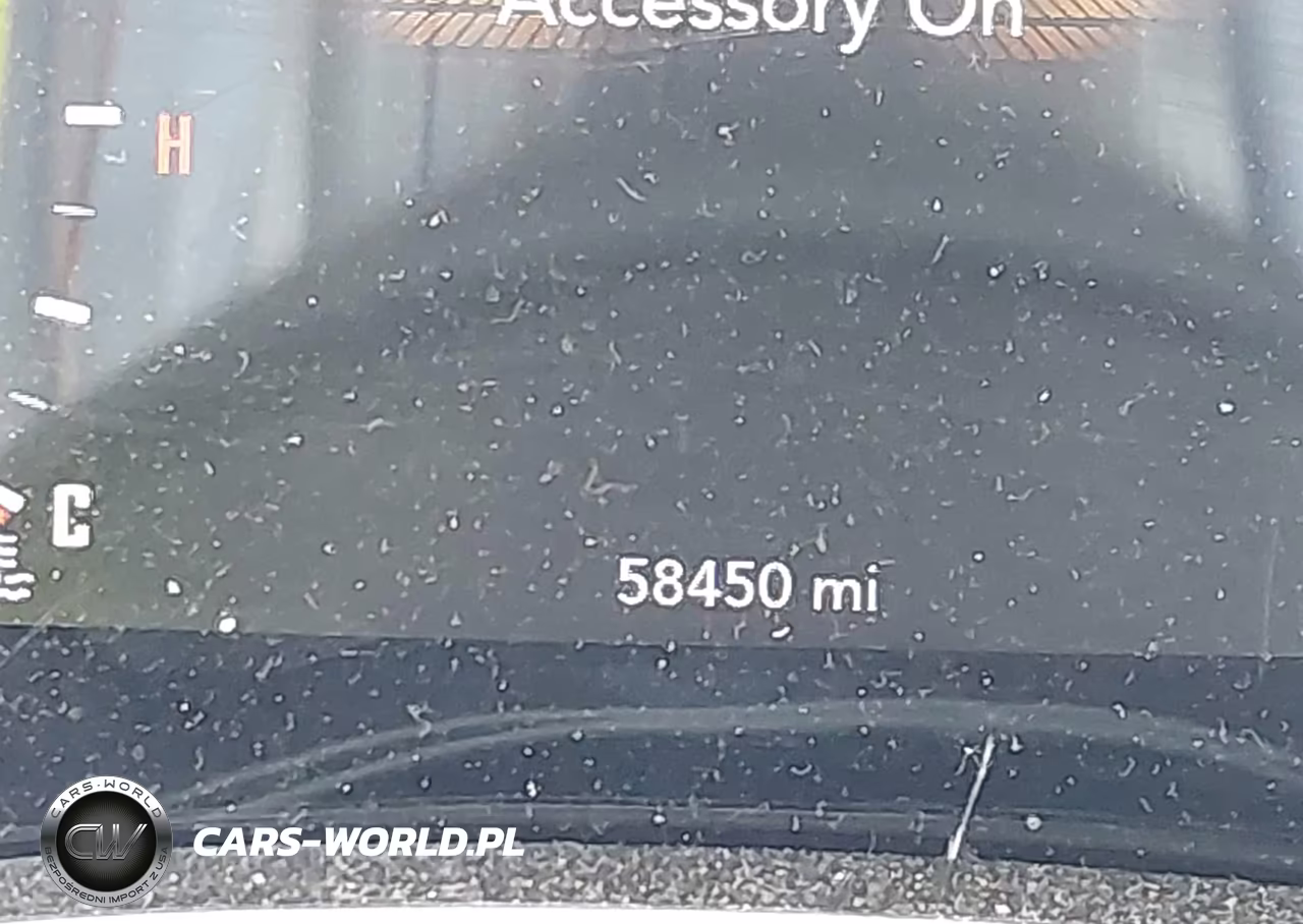 2018 Dodge Challenger Sxt Plus VIN:2C3CDZAG9JH265339 - 16