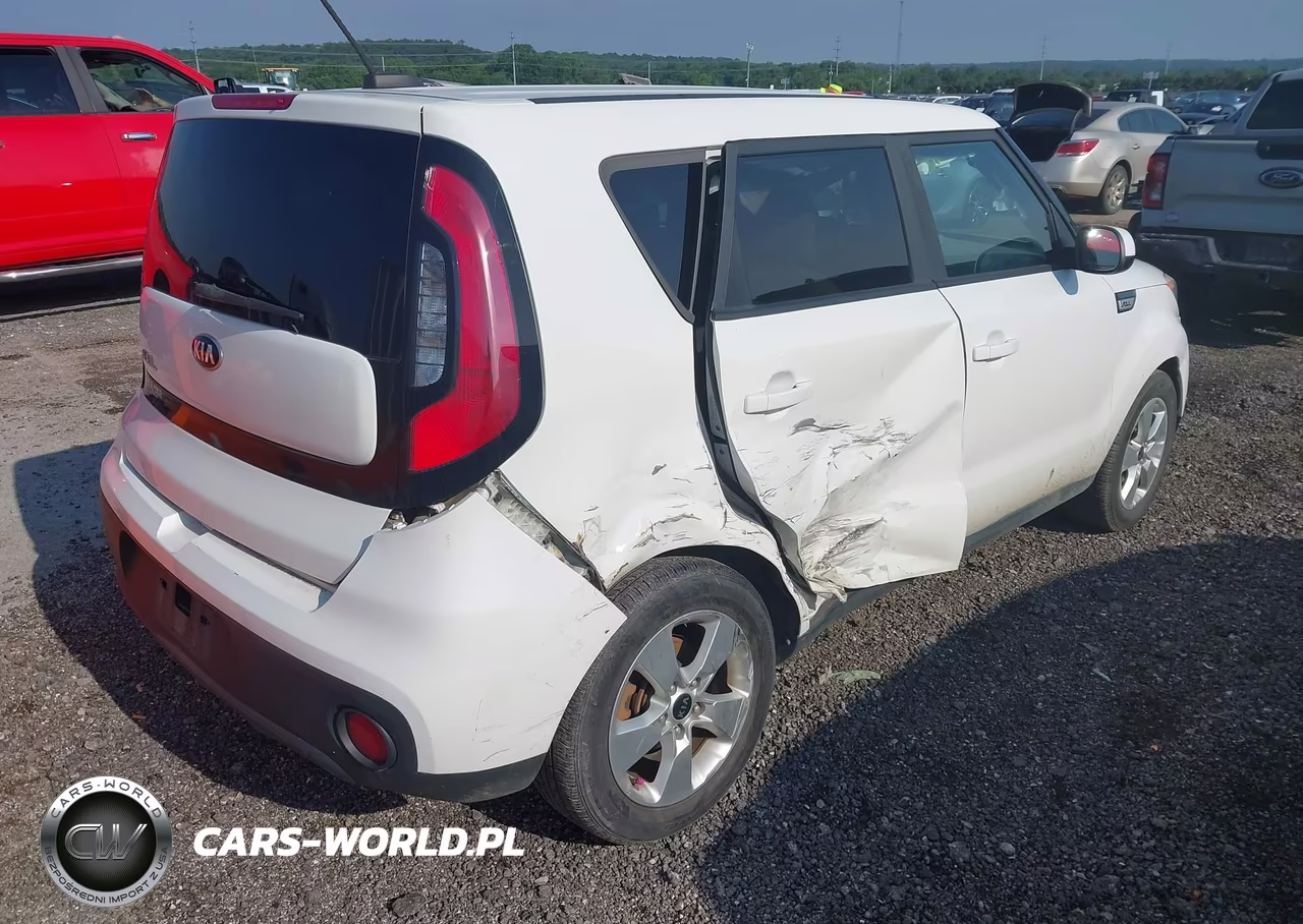 2018 Kia Soul VIN:KNDJN2A22J7586016 - 4
