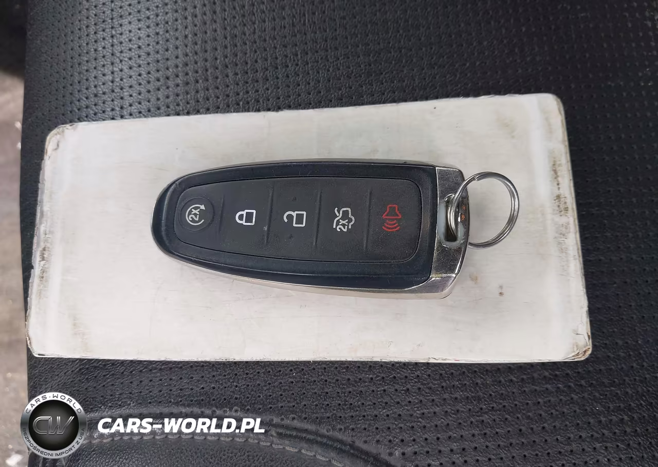 2015 Ford Taurus Limited VIN:1FAHP2F83FG105936 - 11