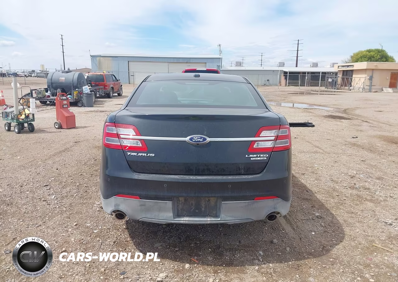 2015 Ford Taurus Limited VIN:1FAHP2F83FG105936 - 16