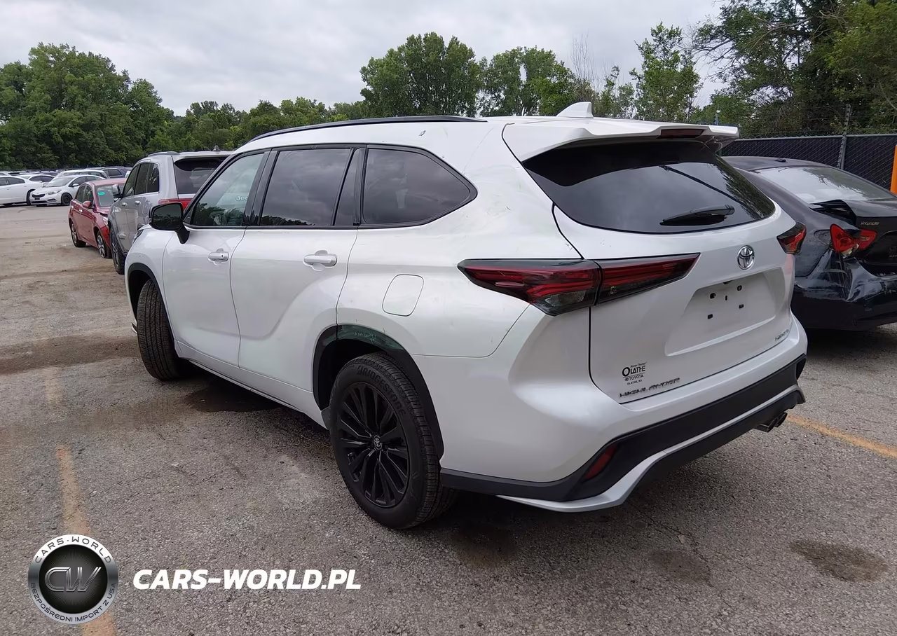 2024 Toyota Highlander Xse VIN:5TDKDRBH5RS548199 - 3
