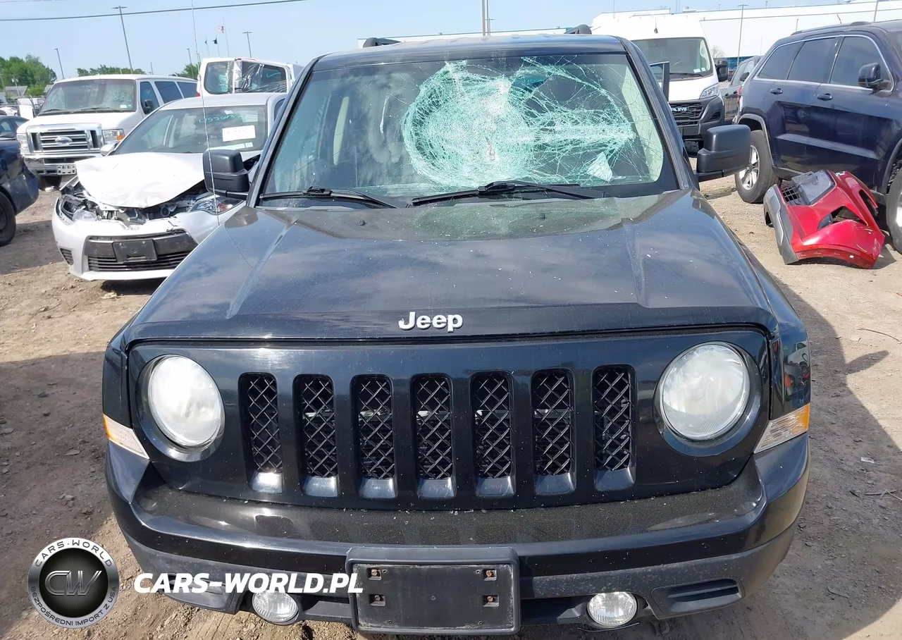 2014 Jeep Patriot Latitude VIN:1C4NJRFB6ED501913 - 13