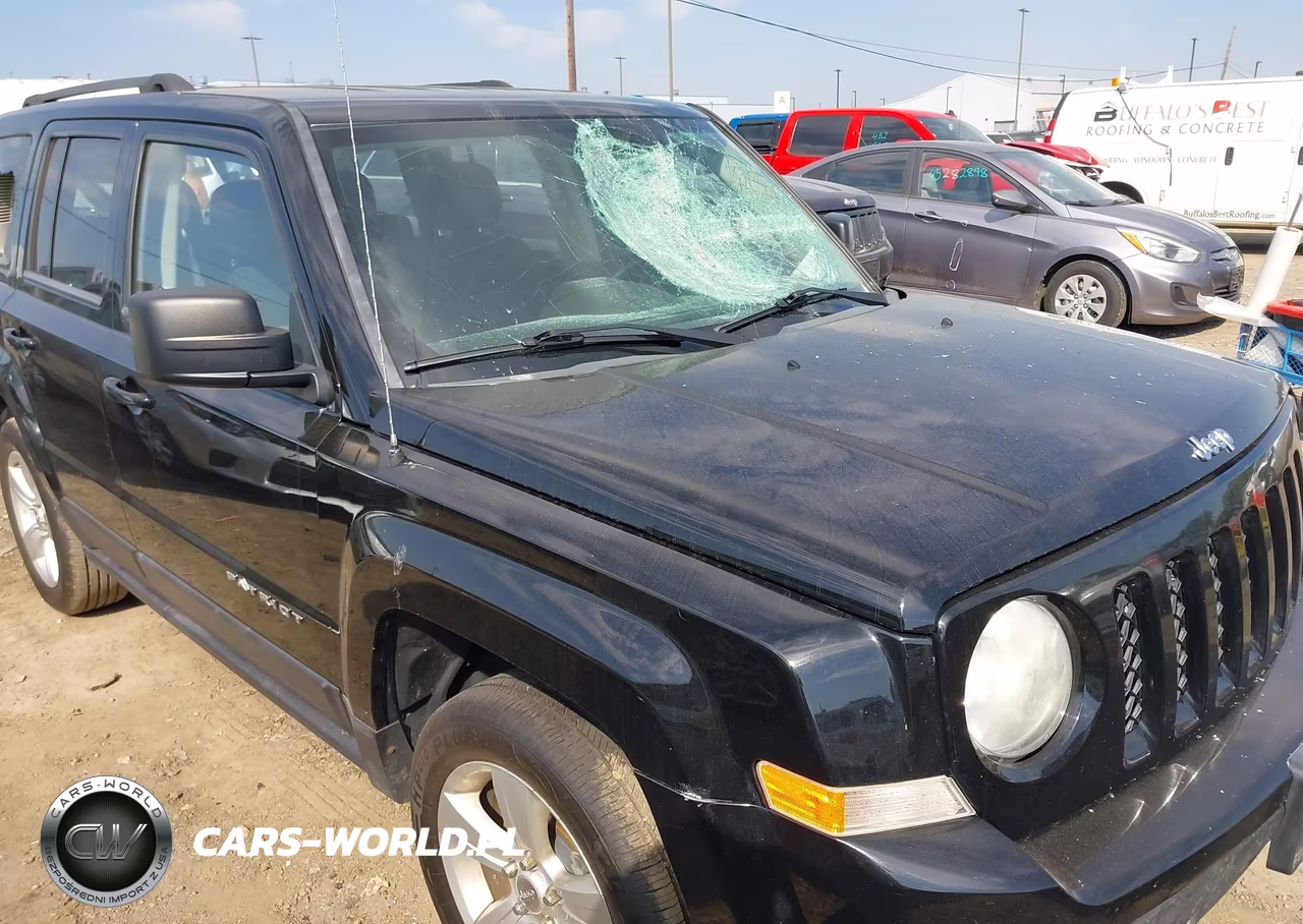 2014 Jeep Patriot Latitude VIN:1C4NJRFB6ED501913 - 6