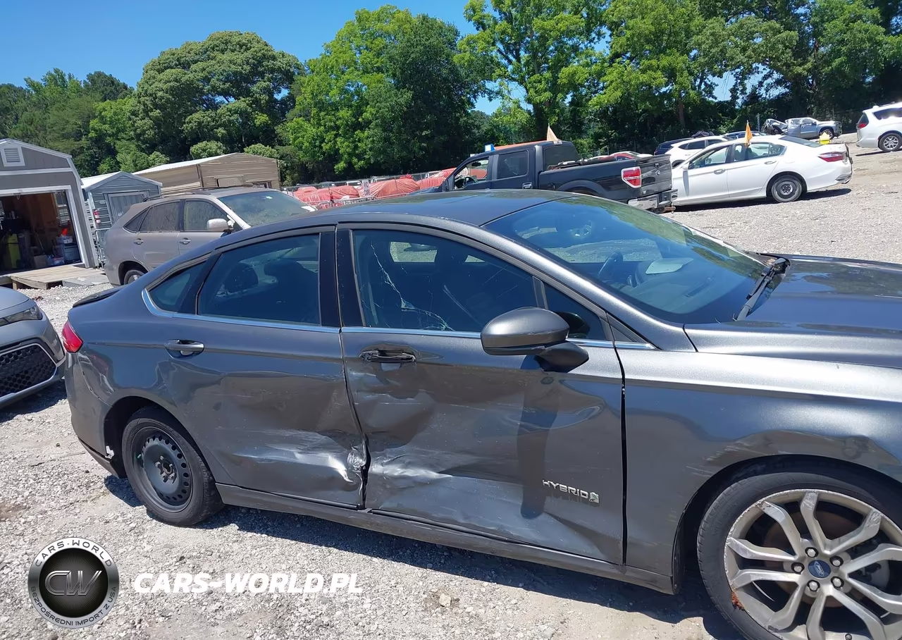2017 Ford Fusion Hybrid Se VIN:3FA6P0LU8HR296259 - 17