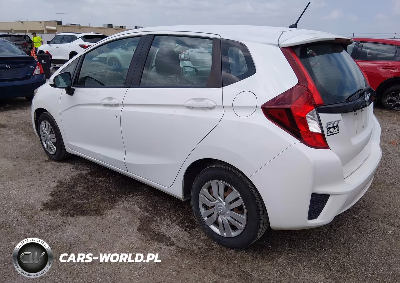 2015 Honda Fit Lx VIN:3HGGK5H59FM709068 - 3