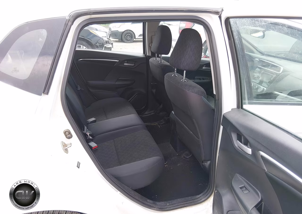 2015 Honda Fit Lx VIN:3HGGK5H59FM709068 - 8