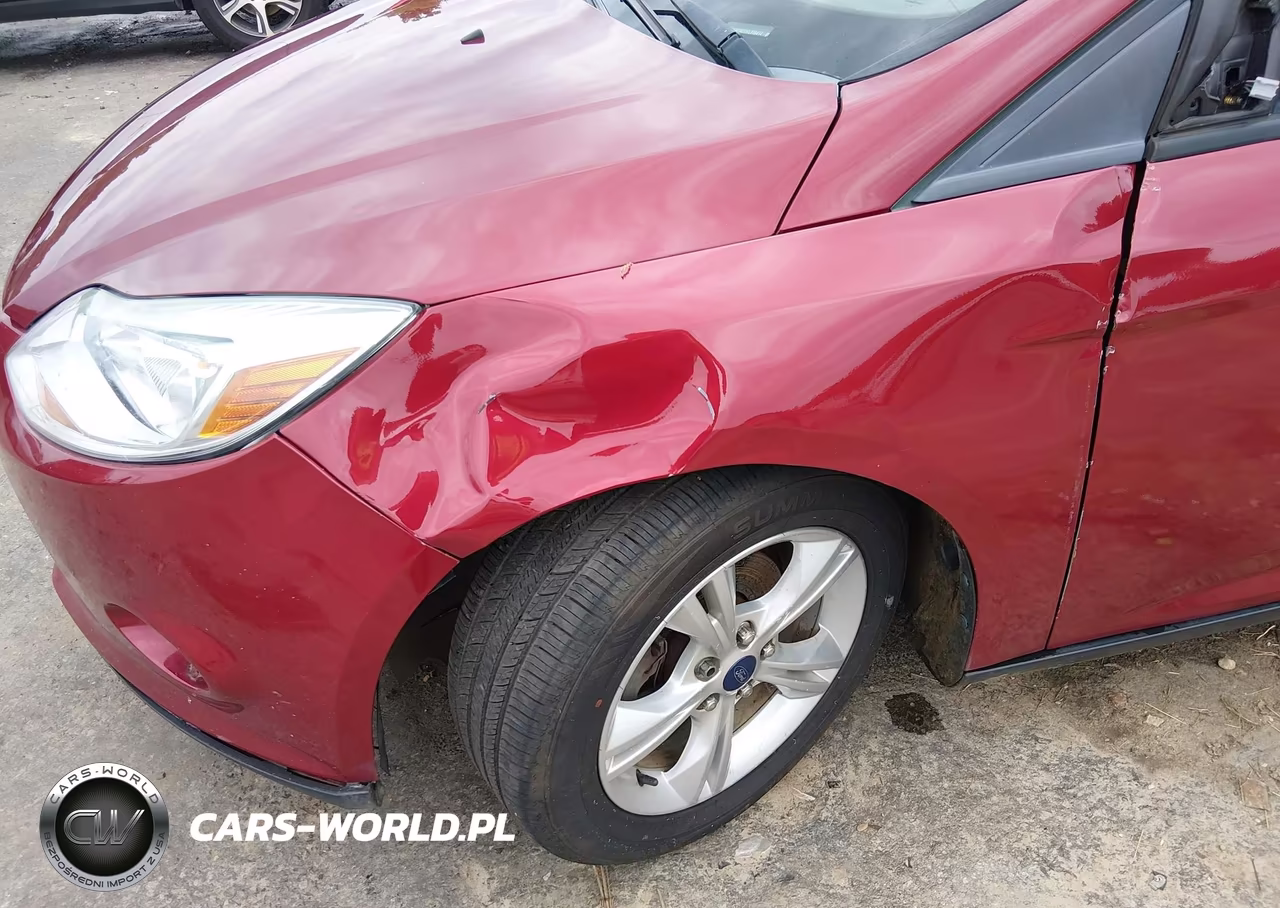 2014 Ford Focus Se VIN:1FADP3K23EL318414 - 6