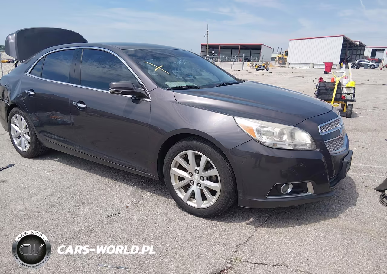 2013 Chevrolet Malibu 1Lz – zdjęcie 1 z 16